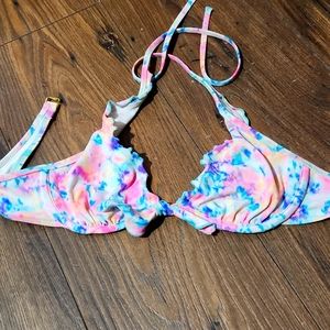 Swim suits, 1 top and 2 bottoms